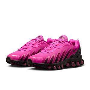 Nike Women's Bold Pink Sneakers